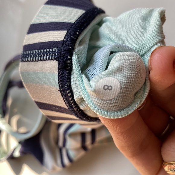 Lululemon top Size 8 - Picture 5 of 5